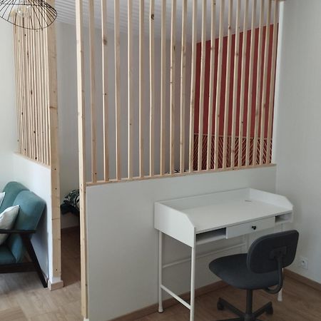 Studio Climatise Et Spacieux Situe Pres Des Parcs Vichy Exterior foto
