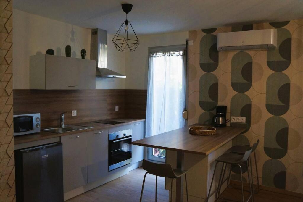 Studio Climatise Et Spacieux Situe Pres Des Parcs Vichy Exterior foto